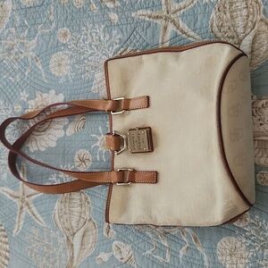 Dooney & Bourke Handbag